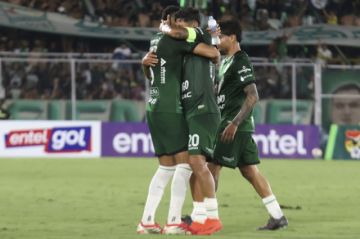 Oriente Petrolero toma la punta de su grupo con triunfo en el clásico cruceño