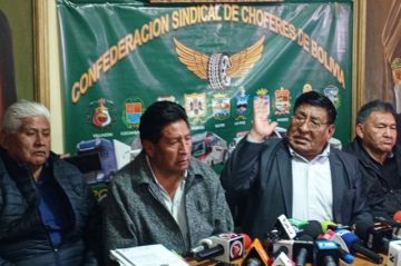 Choferes convocan a ampliado nacional en Santa Cruz