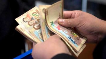 Vecinos piden que autoridades de todos los niveles bajen sueldos