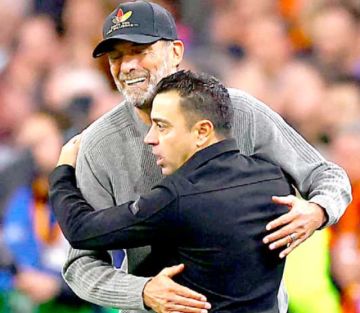 Xavi y Klopp firman tablas