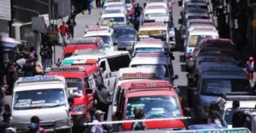 Sectores del transporte de La Paz, Cochabamba y Chuquisaca confirman que no irán al paro del lunes