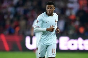 Mbappé estará entre 10 y 12 días de baja por una hiperextensión de la rodilla izquierda