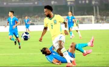 Brasil vence a la India  en su primer enfrentamiento