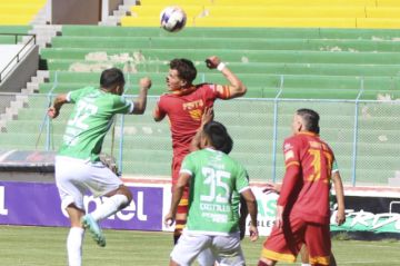 Real Oruro deja comprometida la clasificación de Real Tomayapo con goleada