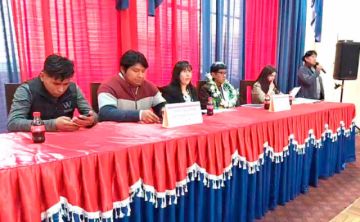 La UATF inicia foros debate rumbo a la elección de rector