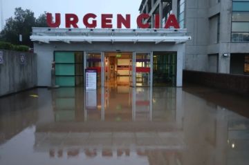 Kast decreta el estado de catástrofe en la zona este de Santiago de Chile arrasada por un torrente de agua