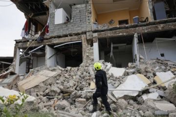 Un hotel y una iglesia colapsan en la zona afectada por el terremoto de 7,7 en Panamá