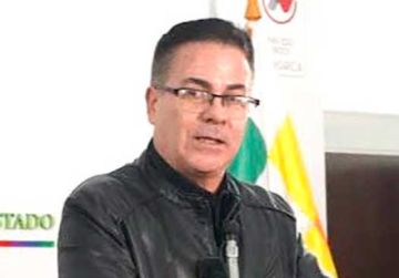 Exigen a Urioste revelar al ‘amigo’ que lo postuló