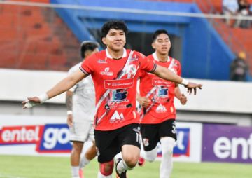 Nacional Potosí empata 2-2 con Aurora