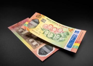 Aprehenden a un exgerente del BCB por compra de billetes del Bicentenario