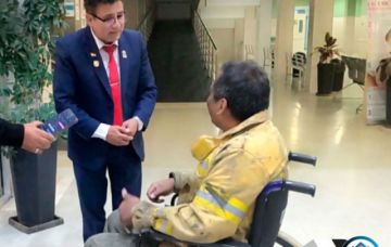 Tres bomberos sufren quemaduras mientras combatían un incendio en Quillacollo