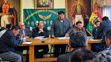 Choferes aclaran que el diálogo con el Gobierno continúa 