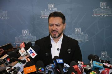 Alejandro Reyes dice que no recuerda en qué calidad lo llamó Fernando Cerimedo