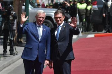 Los presidentes Paz y Kast se reúnen en el Palacio de Gobierno