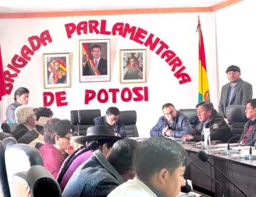 Brigada Parlamentaria anuncia seguimiento a acuerdos con Chile