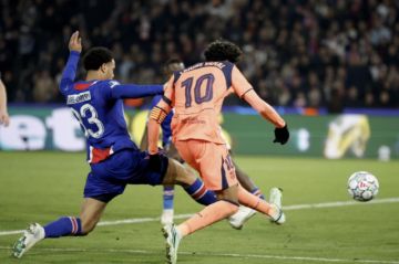 El PSG asesta la primera derrota del curso al Barcelona
