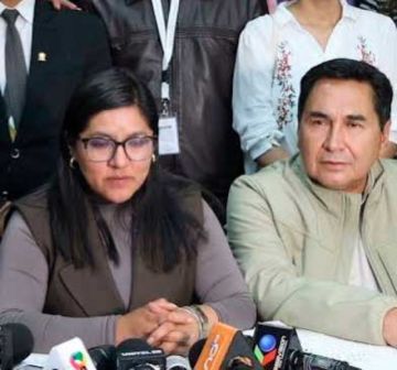 Con dos jefaturas de bancada se consuma la fractura en Libre