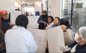 Trabajadores se sublevan y denuncian intento de imposición y nepotismo