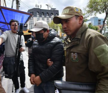 Juan Carlos Huarachi exsecretario ejecutivo de la COB es trasladado al penal de Chonchocoro