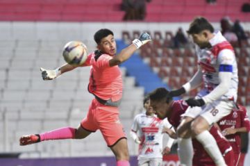 Nacional Potosí se acerca a la zona de clasificación con goleada