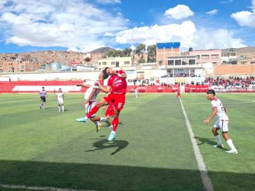 Incidencias del partido entre Mineros e Independiente.