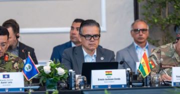 Ministro de Defensa de Bolivia participa en reuniones contra los c@rt3les en República Dominicana