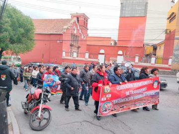 Los maestros urbanos marchan y analizan el futuro de sus acciones 