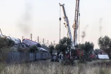España: Los servicios de emergencia continúan los trabajos de rescate en Urda 