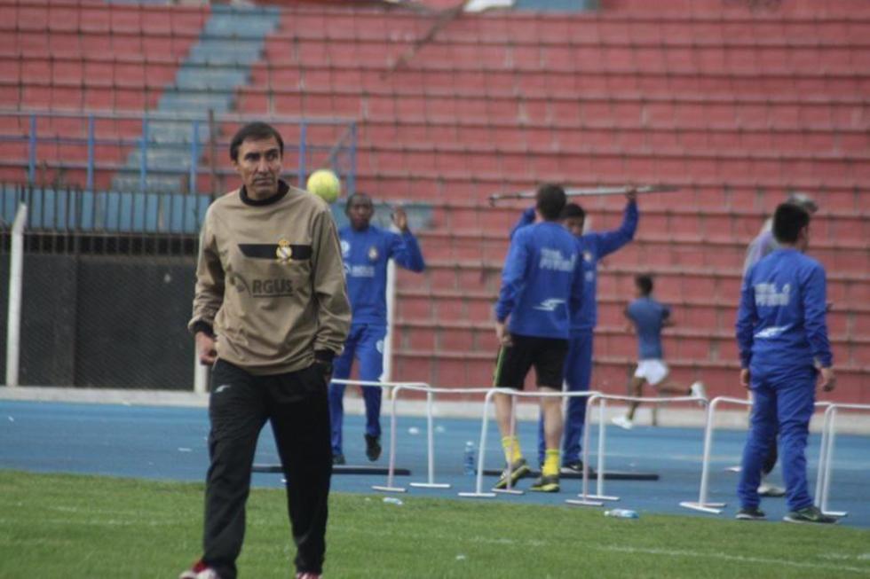 Real cesa de sus funciones al técnico José Rossi 