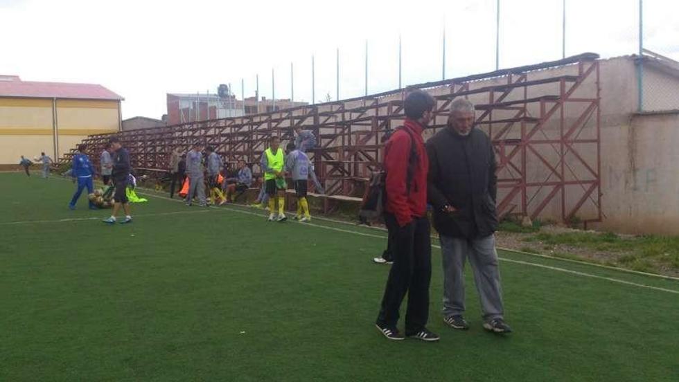 Sanz está angustiando con la irregularidad futbolística