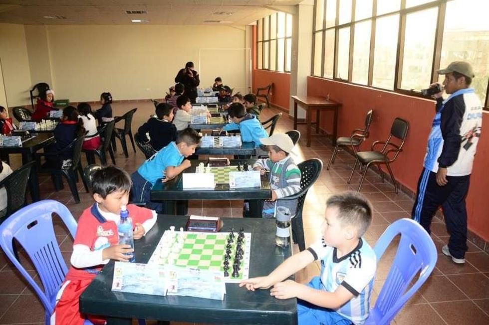 La Paz y Tarija se imponen en el nacional de ajedrez