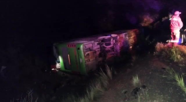 Accidente de bus que iba a Cochabamba deja un muerto y 23 heridos