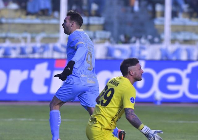 Bolívar se escapa con triunfo sobre Cienciano en la ida