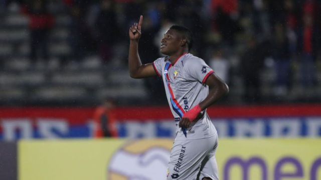 Muere el futbolista ecuatoriano Marcos Olmedo en un accidente de tránsito