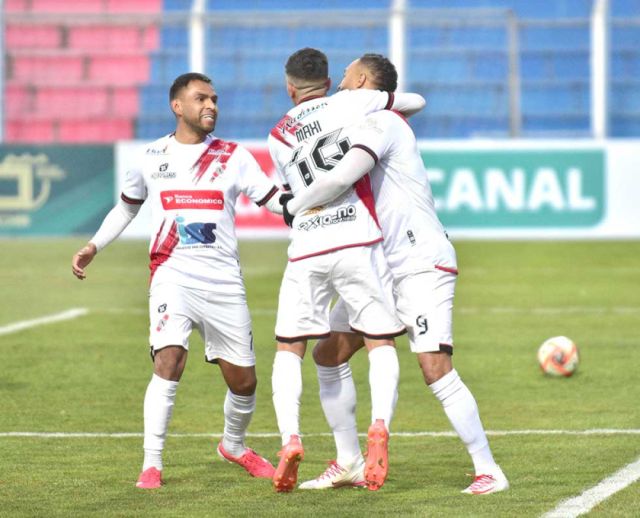 Nacional jugará dos partidos seguidos como local