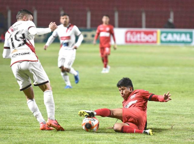 Nacional no logra romper el maleficio de local