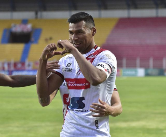 Álvarez, goleador de la Copa, fue convocado