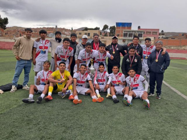 El equipo de Nacional Potosí se corona campeón de la Primera B