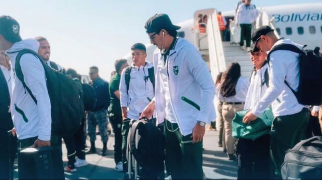 La selección nacional aterriza en Monterrey