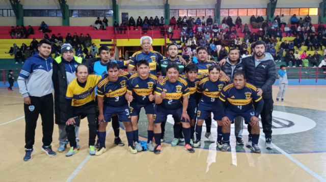 Boca Juniors y San Pedro luchan por el título 
