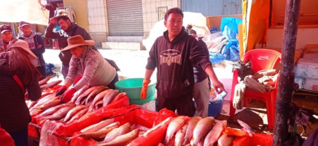 El pescado llega a la mesa potosina sorteando bloqueos