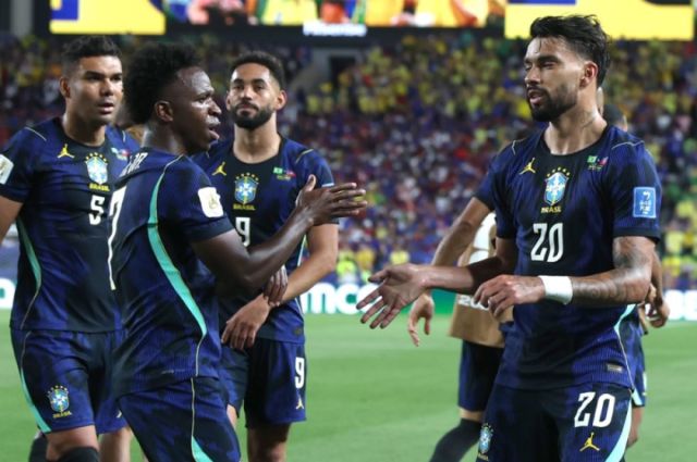 Final del Partido: Brasil endereza su camino con una goleada sobre Haití 3-0
