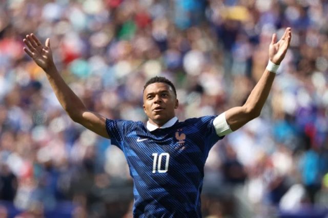 Kylian Mbappé: «Sabía que Messi iba a marcar goles»