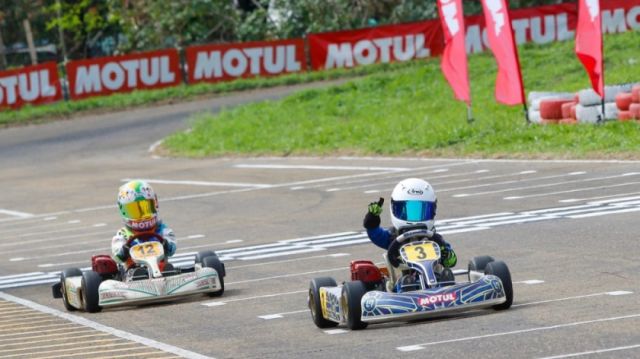 Lucas y Cristóbal Careaga destacán en el Karting Nacional