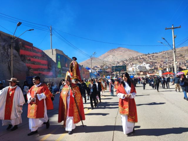 El obispo de Potosí llama a vivir la fiesta de San Bartolomé con comunidad y respeto