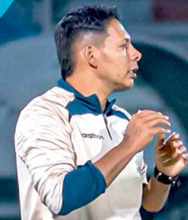 El técnico Umaña toma el mando de Real Potosí