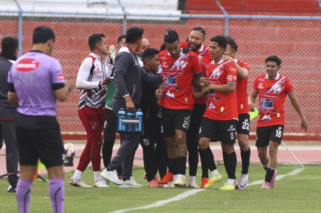 Nacional Potosí deja a Gualberto Villarroel San José envuelto en el descenso