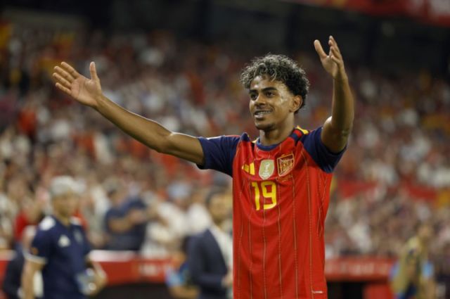 España golea a Croacia y llega a los 40 partidos consecutivos sin perder