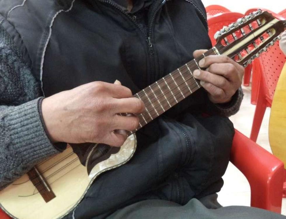 Fijarán otra fecha para el  concurso de Charango