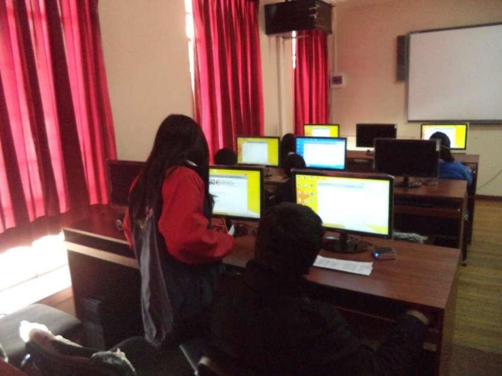 Más de mil alumnos rindieron la prueba en Olimpiada Científica